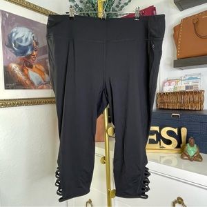 Torrid black capri active leggings lace-up accent 4